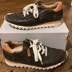 Paul Green Tate Sneaker women’s size 8